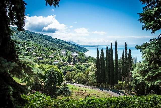 Абхазия: лучшие места для туризма и отдыха