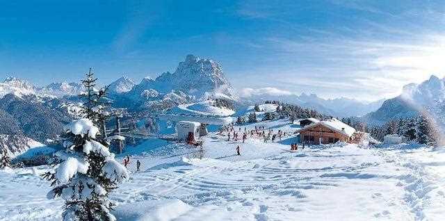 Лучшие курорты и предложения для горнолыжных туров в Италии