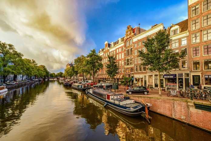 Цены на горящие туры и спецпредложения в Амстердаме