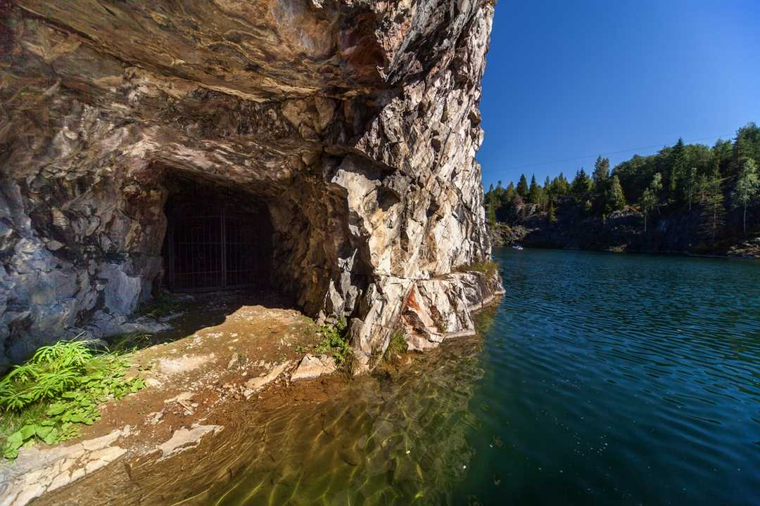 Индивидуальные туры в Рускеалу: эксклюзивные прогулки по камням и водопадам