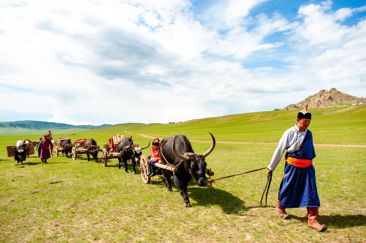 Монголия увеличивает прибыль через развитие туризма.