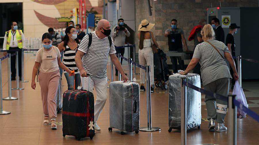 Российские туристы рассказали о попытках покинуть Египет вторые сутки
