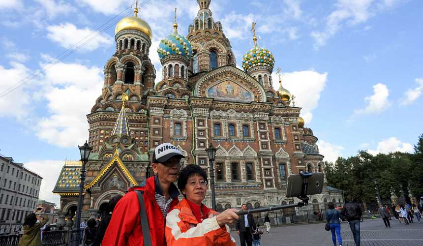 Количество туристов в Россию выросло на 130%
