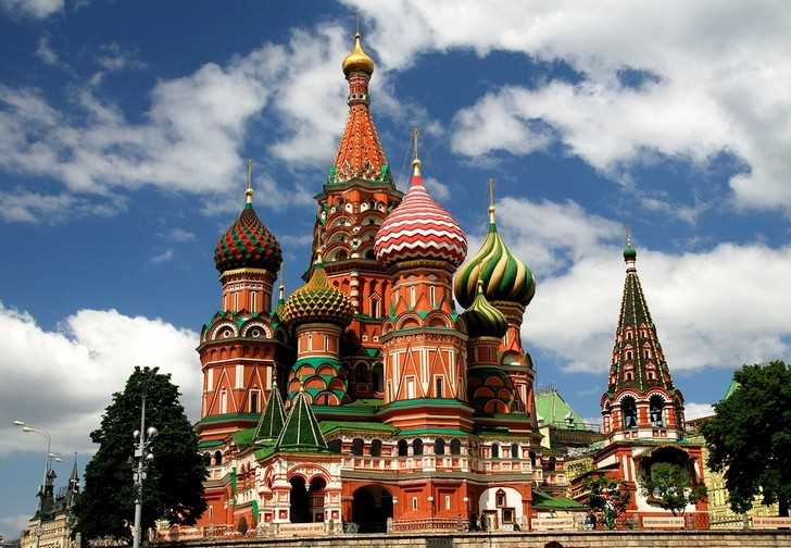Удивительная Россия — страна с великими достопримечательностями и экзотическими уголками