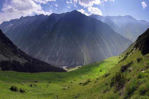 Особенности туризма в Республике Кыргызстан