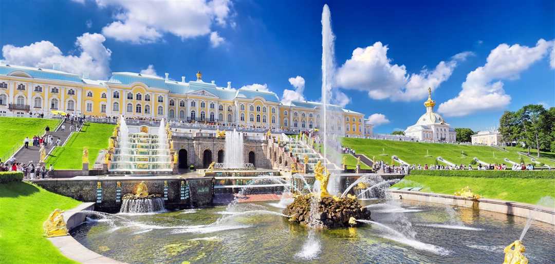 Виртуальный тур по Петергофу: самые интересные маршруты достопримечательностей